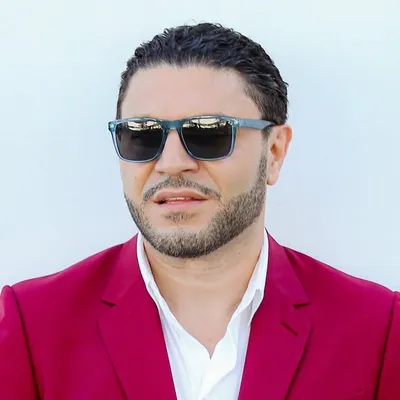 Razmik Amyan profile