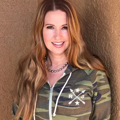 Joni Marie 🏹 Bowhunting profile