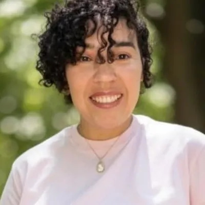 Renata Teixeira Berto profile