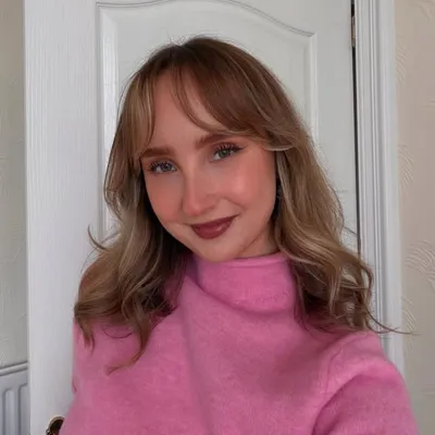 Emily Hughes profile