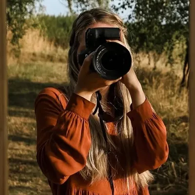 Lucie 📸| příroda, knihy a útulné fotky 🍂 profile