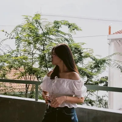 Reaginne Rhzy profile