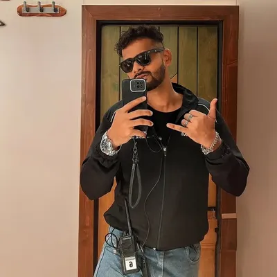 Shahid Shaikh profile
