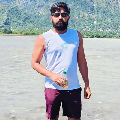 Mani Singh (प्रियांशु) profile
