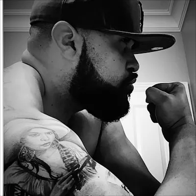 REAL MEN WEAR BLACK profile