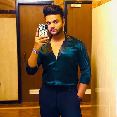 Akshay upadhyay profile