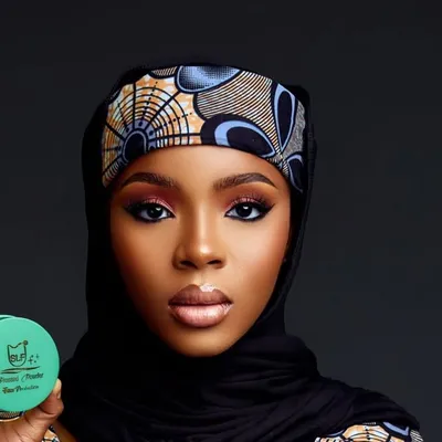 AMAL UMAR profile