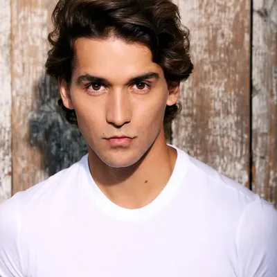 Andres De la Mora profile