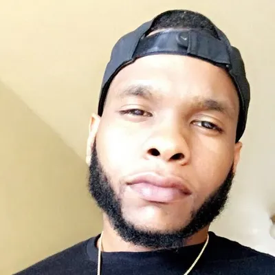 Fernando Roberts profile