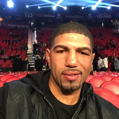 Winky Wright profile