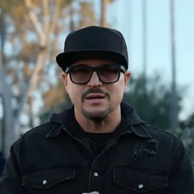 Zak Bagans profile