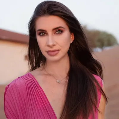 Rebecca Anne Proctor profile