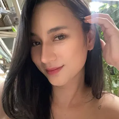 Rebecca A Decriana ๐น profile