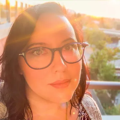Rebecca Kelly profile