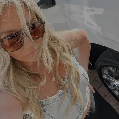 Rebekah Neuhausel profile