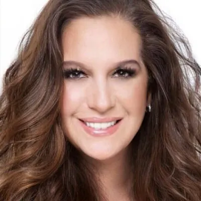 Rebeca Mangas profile