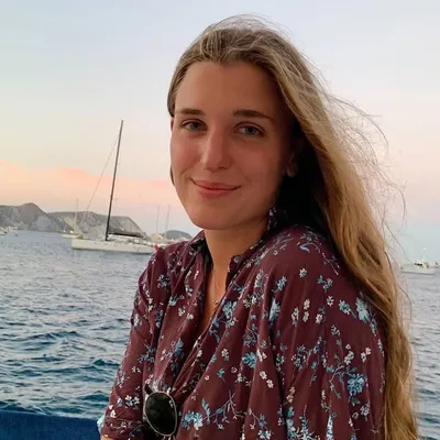 Francesca profile