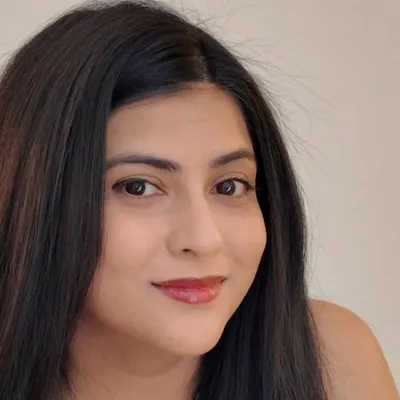 Reena | ๐จ๐ฆ Canada Creative profile