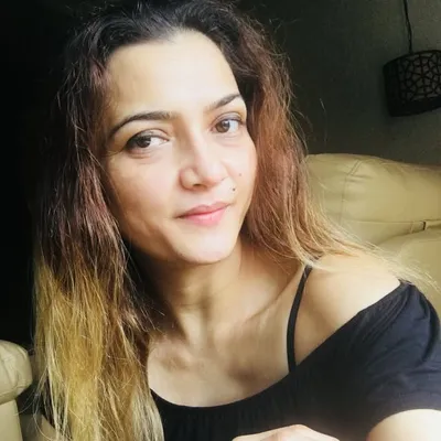 Reena Chavan Fitness&Fashion profile