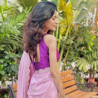 Reenu | Digital Creator profile
