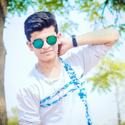 Om Dhar Diwan profile