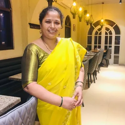 Rekha Mudholkar profile