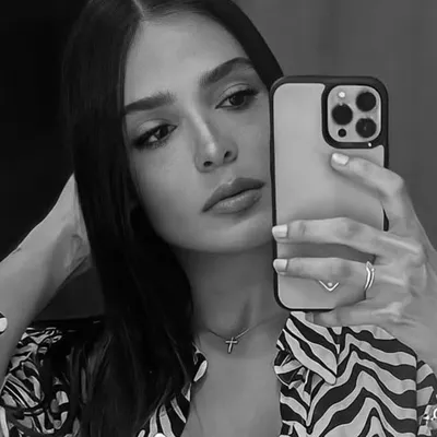 Renata Rábago profile