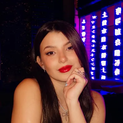 Renata Saraiva | Rolê da Rê profile