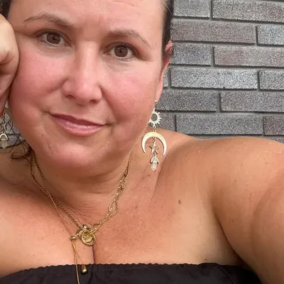 Renee Shea profile