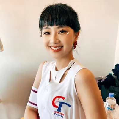 魏暉倪 Nini profile