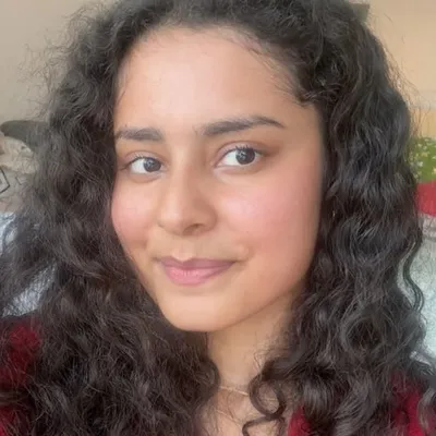 Renuka Gavrani | Author Instagram profile photo