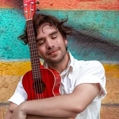 Renzo Martínez profile
