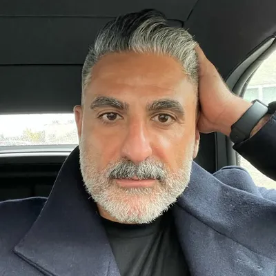 Reza Farahan profile