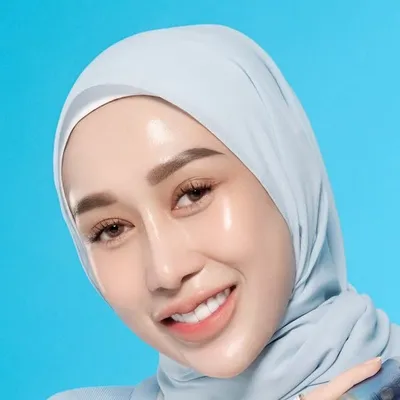 dr Reza Gladys Dipl. AAAM profile