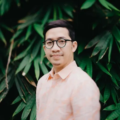 Reza Pahlevi profile