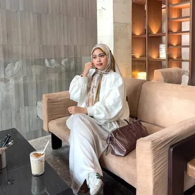 Rheina Anggraini profile