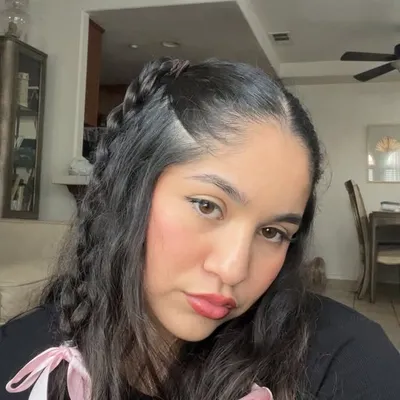 Lifestyle/ Rhianna Irene profile