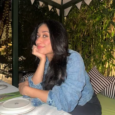 Ria Khanna profile