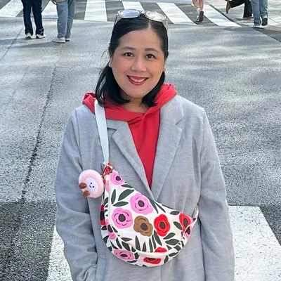 @RIA_litybites profile