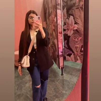 Ria Dua profile