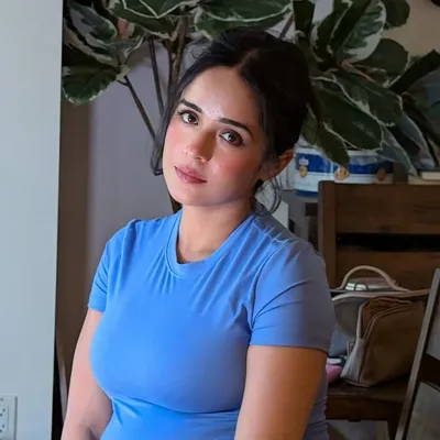 Ria Sharma profile