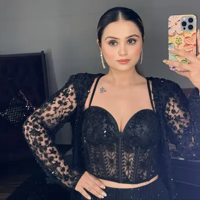 Richa Kumar profile