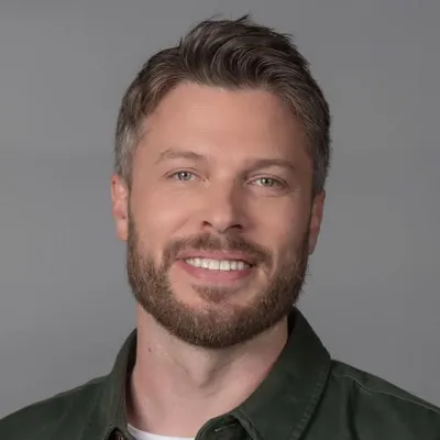 Rick Edwards profile