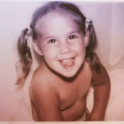 Ricki Lake profile