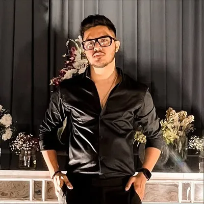 Ricky Kesariya profile