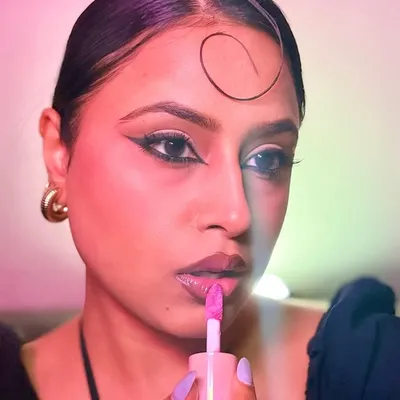 Ridda Dua // Beauty Creator profile