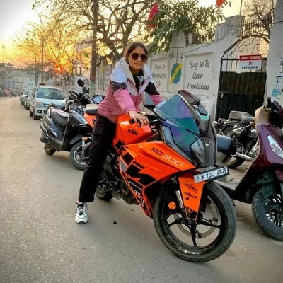 🦋KHUSHBOO_BRAR🦋 profile