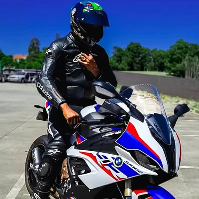 ๐ก riderslife ๐ profile
