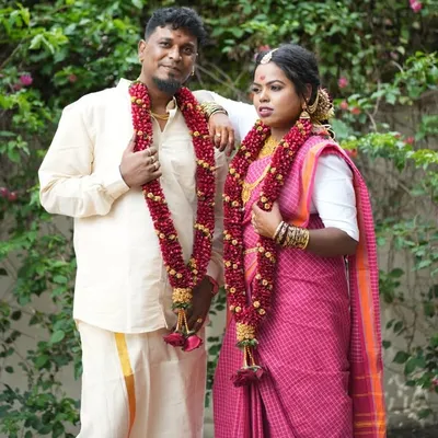 Right Kavya profile