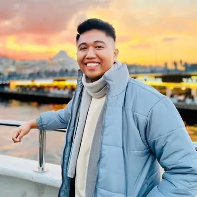 Apoteker Rinaldi Nur Ibrahim profile
